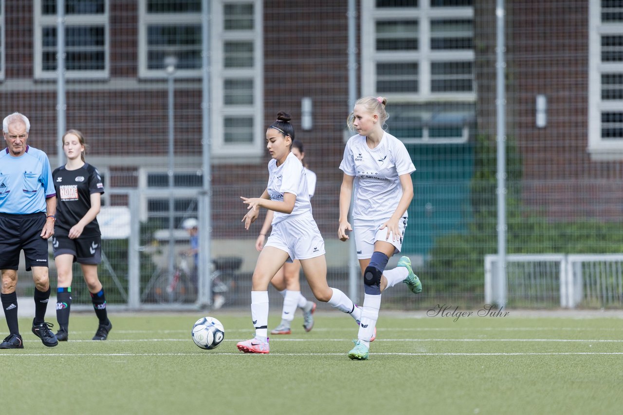 Bild 85 - wBJ Alstertal-Langenhorn - SV Henstedt-Ulzburg : Ergebnis: 4:1